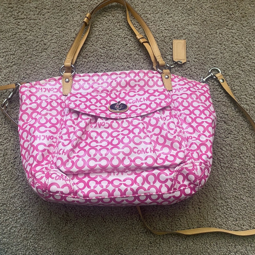 Pink Coach Purse w/shoulder strap